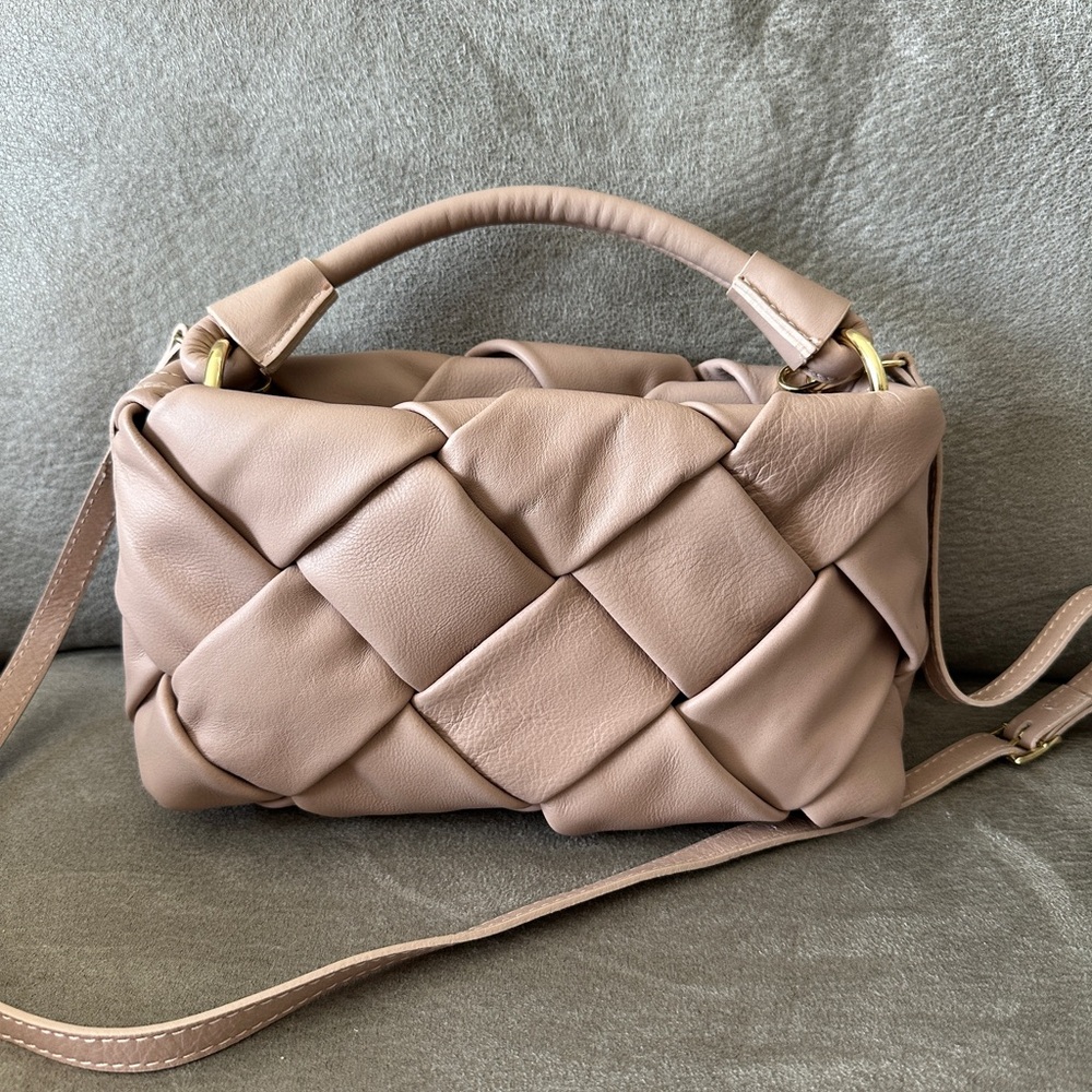 VALENTINA FIORE ITALY:  WOVEN SOFT SMOOTH LEATHER SATCHEL.